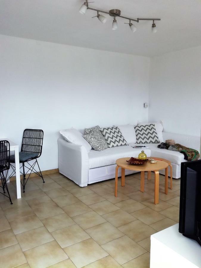 Villa Nesaea Seafront House Parasporos Esterno foto